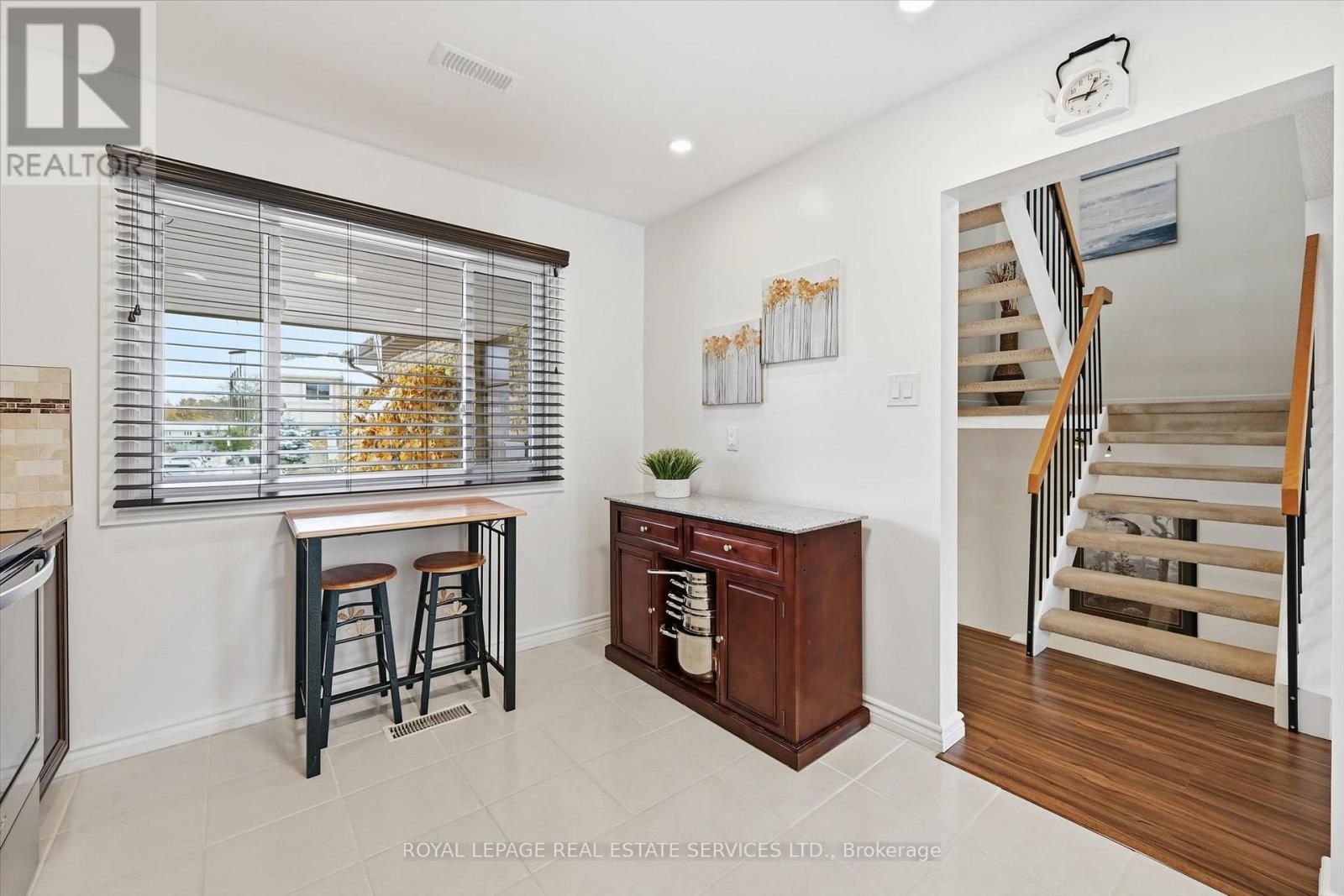 26 - 1580 Lancaster Drive, Oakville, Ontario  L6H 2Z5 - Photo 19 - W12544984