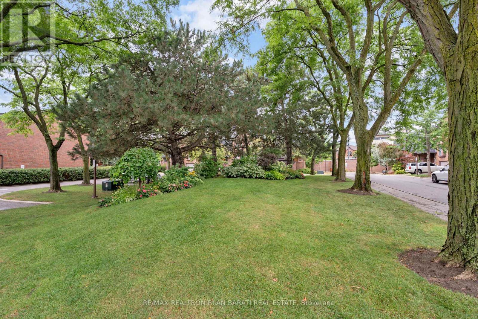 105 Gypsy Roseway, Toronto, Ontario  M2N 5Z1 - Photo 38 - C12544990