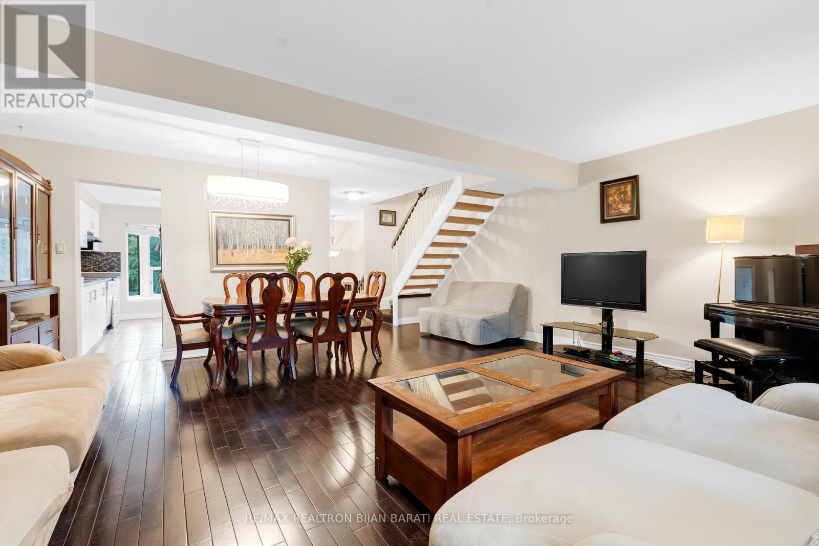 105 Gypsy Roseway, Toronto, Ontario  M2N 5Z1 - Photo 6 - C12544990