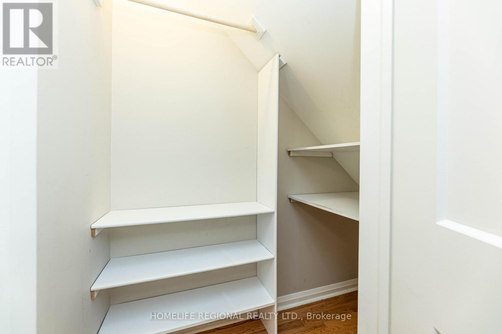 204 Roxton Road, Toronto, Ontario  M6J 2Y5 - Photo 11 - C12545012