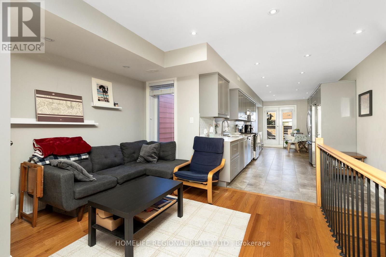 204 Roxton Road, Toronto, Ontario  M6J 2Y5 - Photo 22 - C12545012