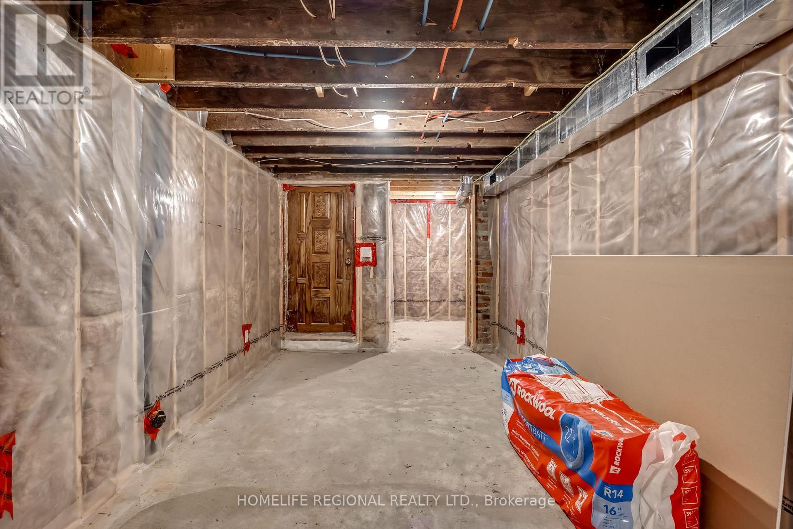 204 Roxton Road, Toronto, Ontario  M6J 2Y5 - Photo 33 - C12545012