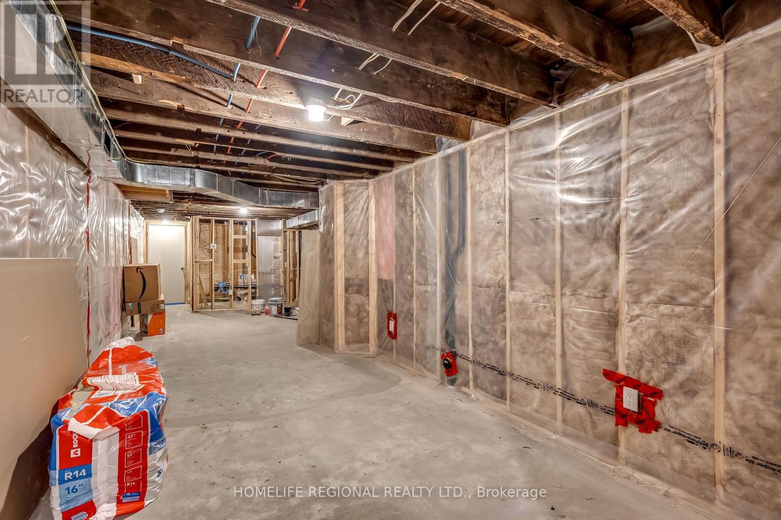 204 Roxton Road, Toronto, Ontario  M6J 2Y5 - Photo 34 - C12545012