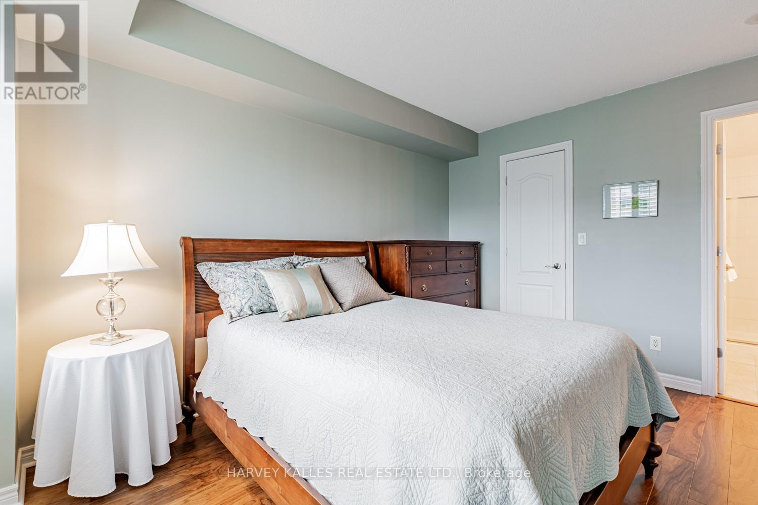 623 - 38 William Carson Crescent, Toronto, Ontario  M2P 2H2 - Photo 14 - C12545084