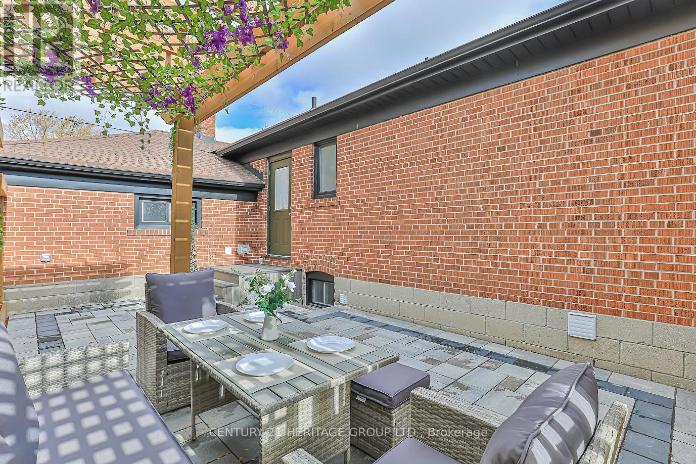 305 Connaught Avenue, Toronto, Ontario  M2R 2M1 - Photo 12 - C12545124