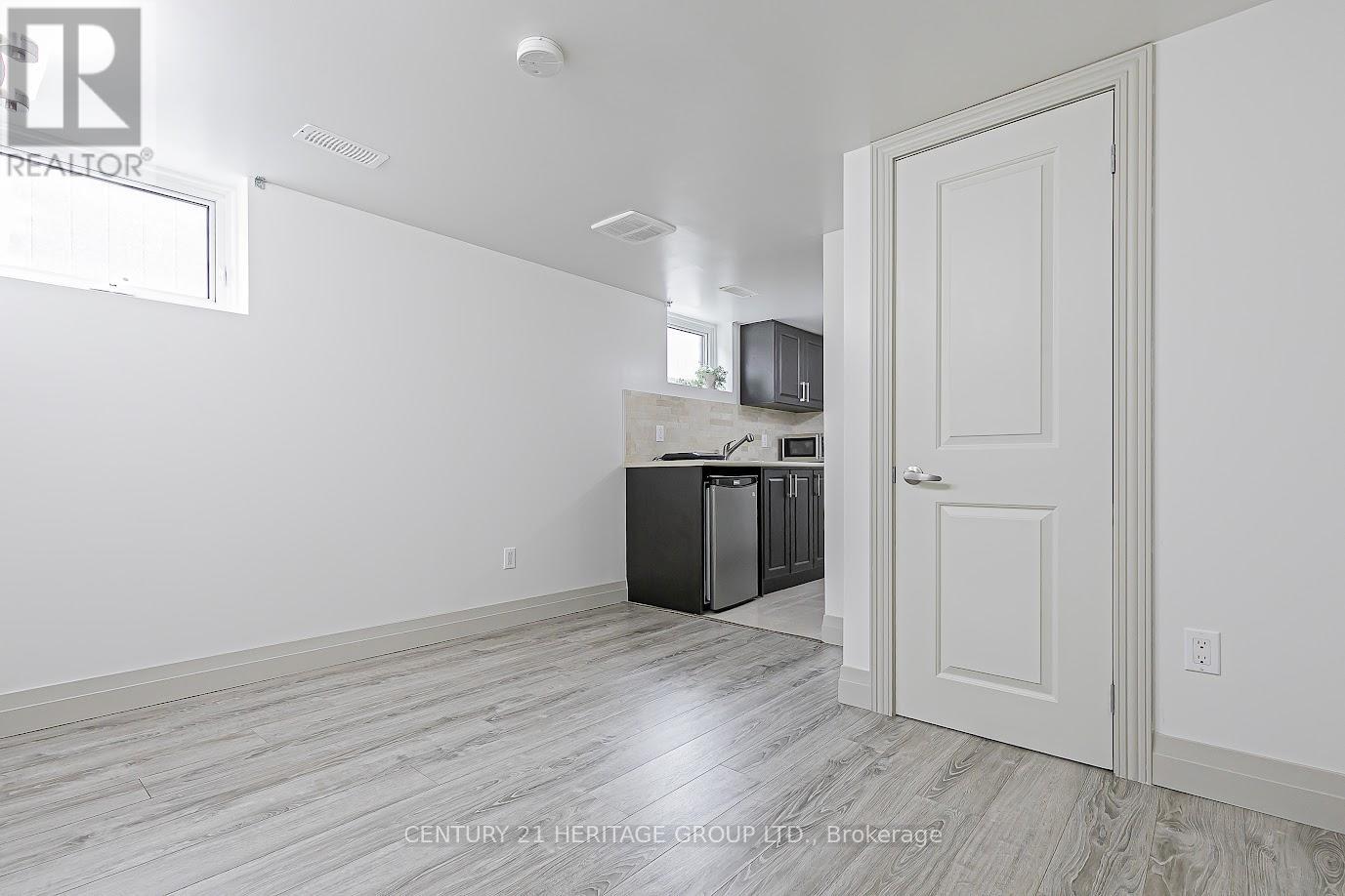 305 Connaught Avenue, Toronto, Ontario  M2R 2M1 - Photo 33 - C12545124