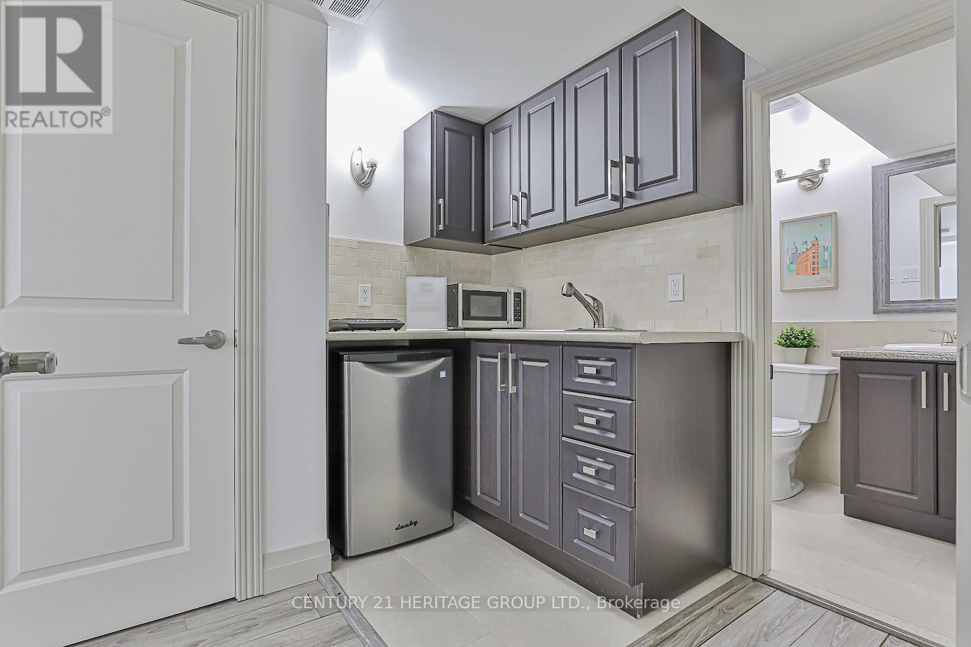 305 Connaught Avenue, Toronto, Ontario  M2R 2M1 - Photo 38 - C12545124