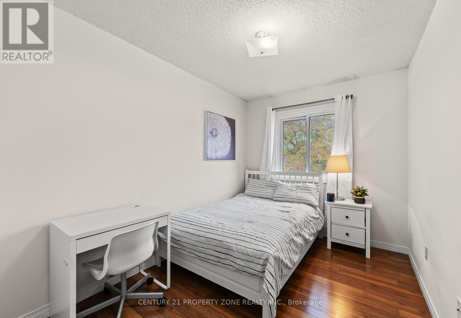 2 - 280 Limeridge Road E, Hamilton, Ontario  L9A 2S7 - Photo 17 - X12536848