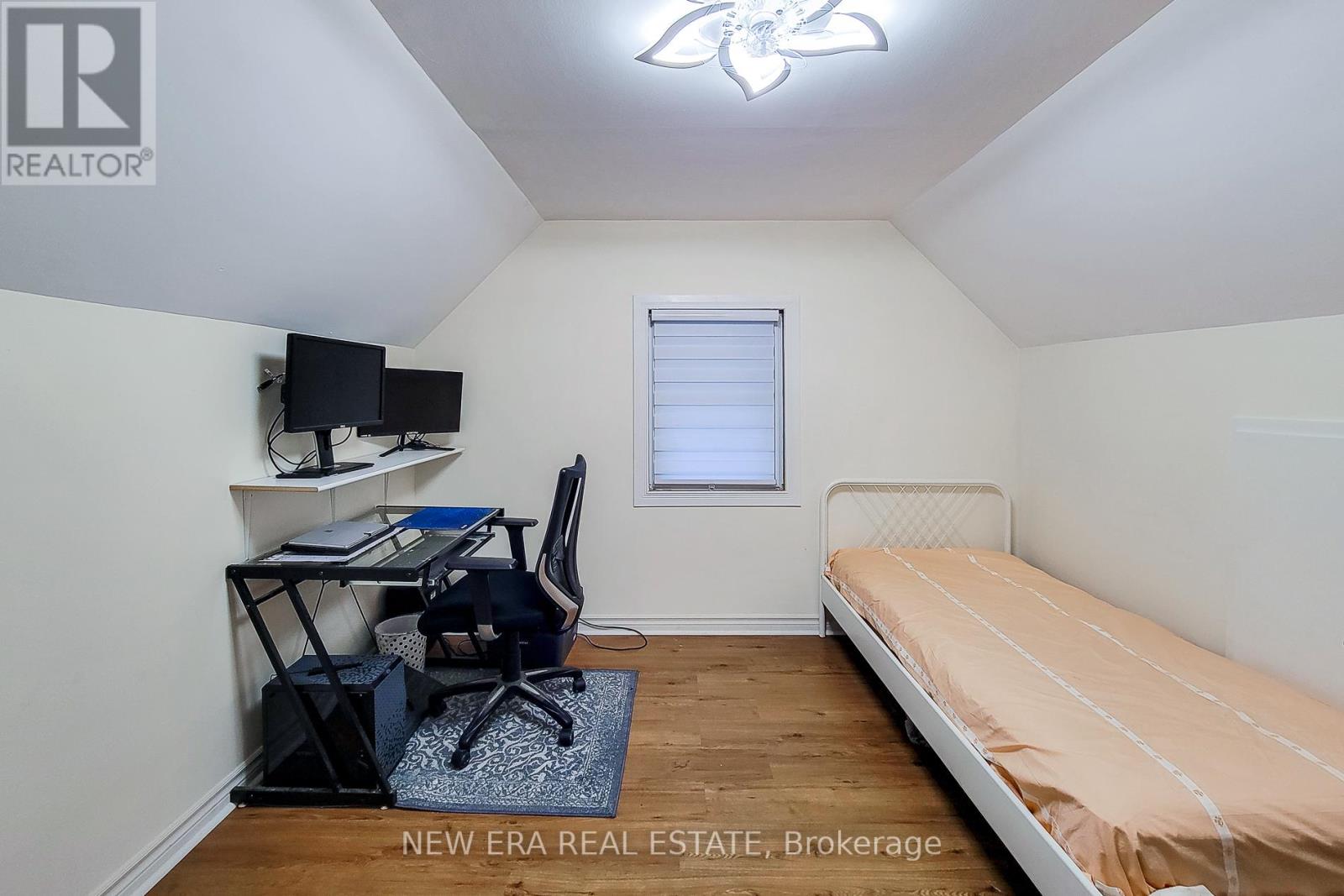 29 Second Street N, Hamilton, Ontario  L8G 1Y8 - Photo 32 - X12544796