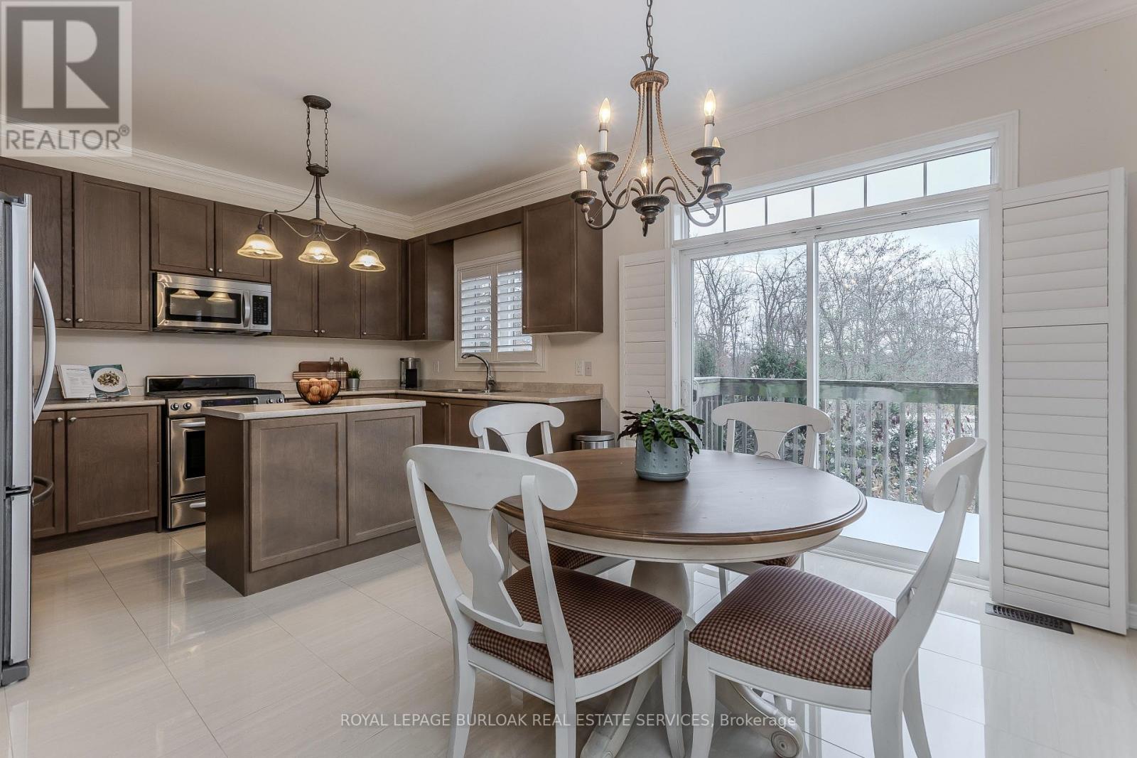 50 Attridge Crescent, Hamilton, Ontario  L8B 0T9 - Photo 8 - X12544884