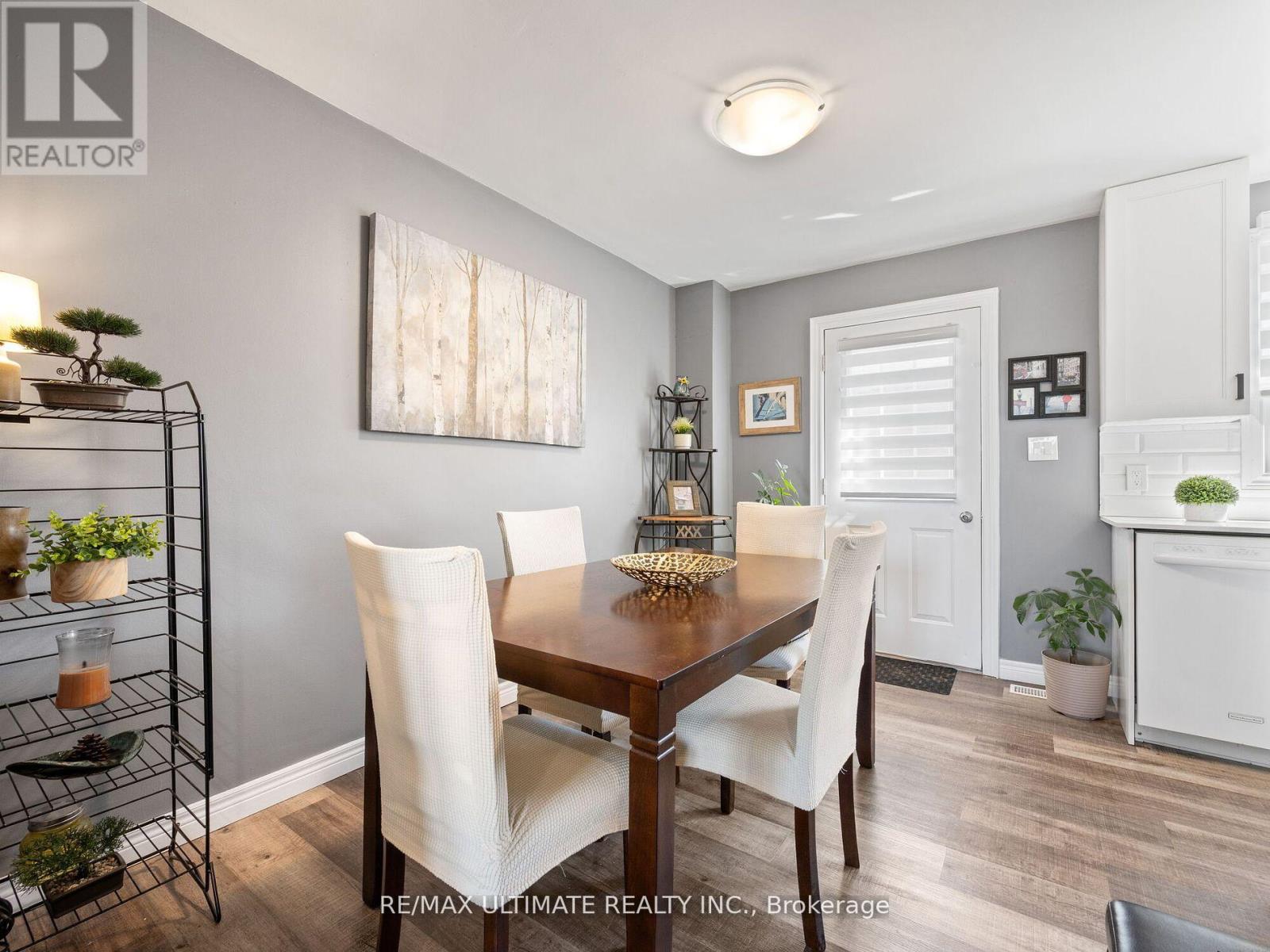 E - 252 Bertie Street, Fort Erie, Ontario  L2A 1Z6 - Photo 8 - X12544922