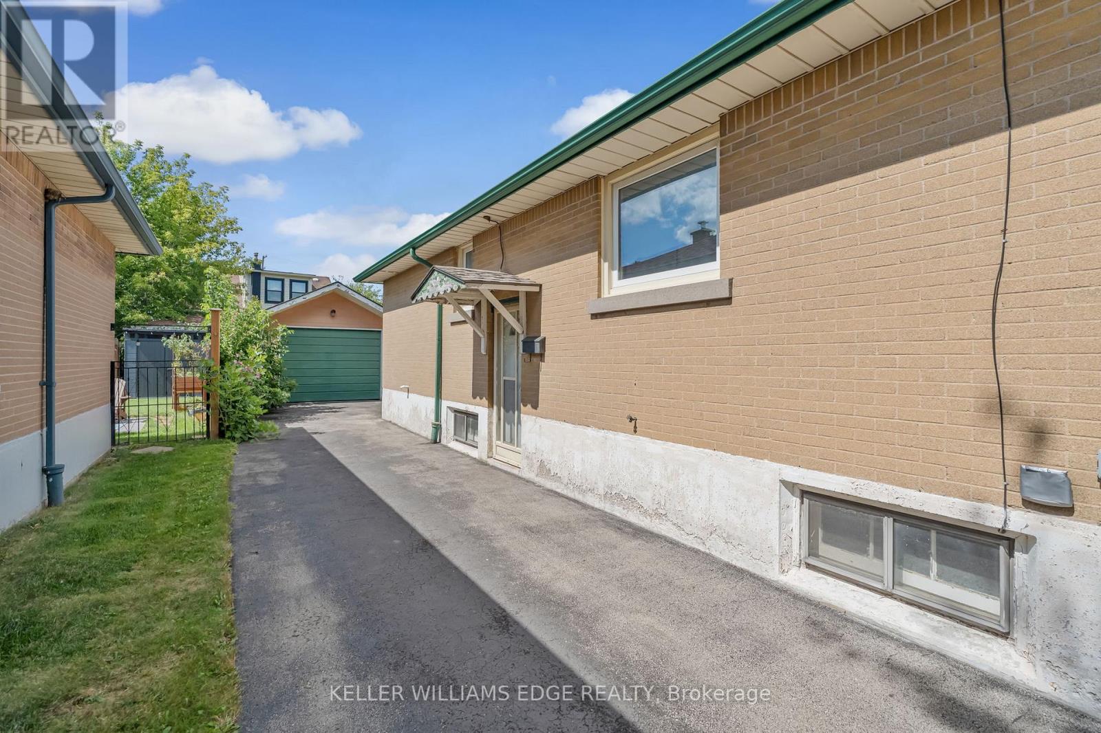 80 East 41st Street, Hamilton, Ontario  L8T 2Z6 - Photo 39 - X12544936