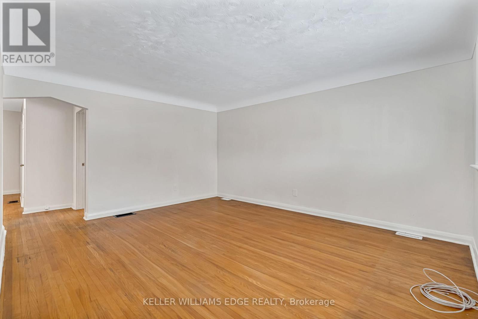 80 East 41st Street, Hamilton, Ontario  L8T 2Z6 - Photo 7 - X12544936