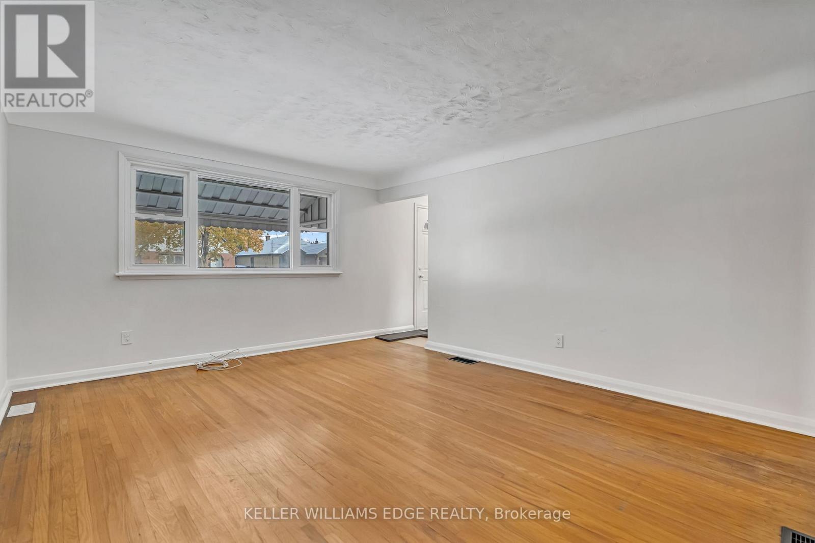 80 East 41st Street, Hamilton, Ontario  L8T 2Z6 - Photo 9 - X12544936