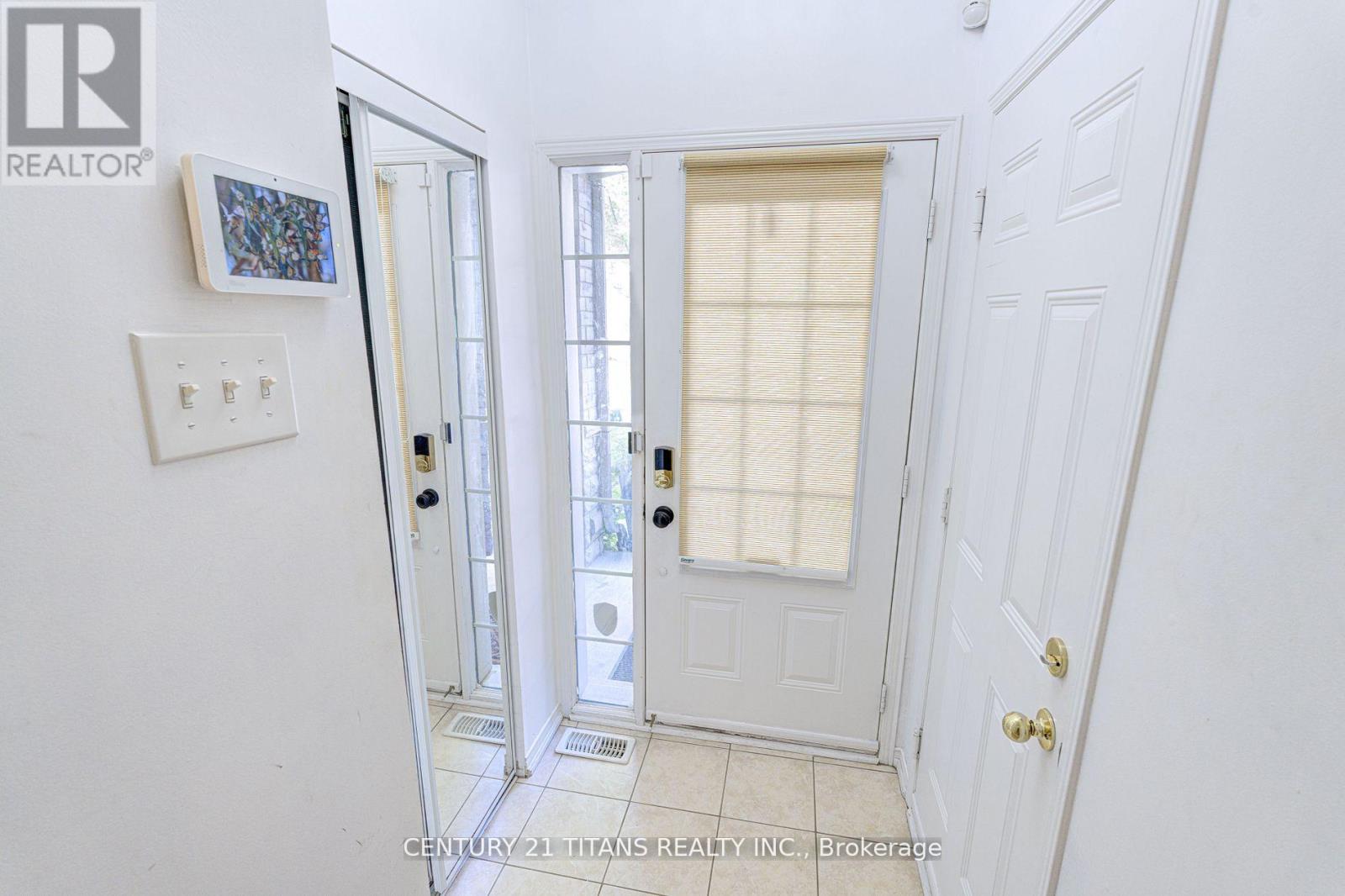 26 Pendrill Way, Ajax, Ontario  L1Z 0K9 - Photo 6 - E12545016