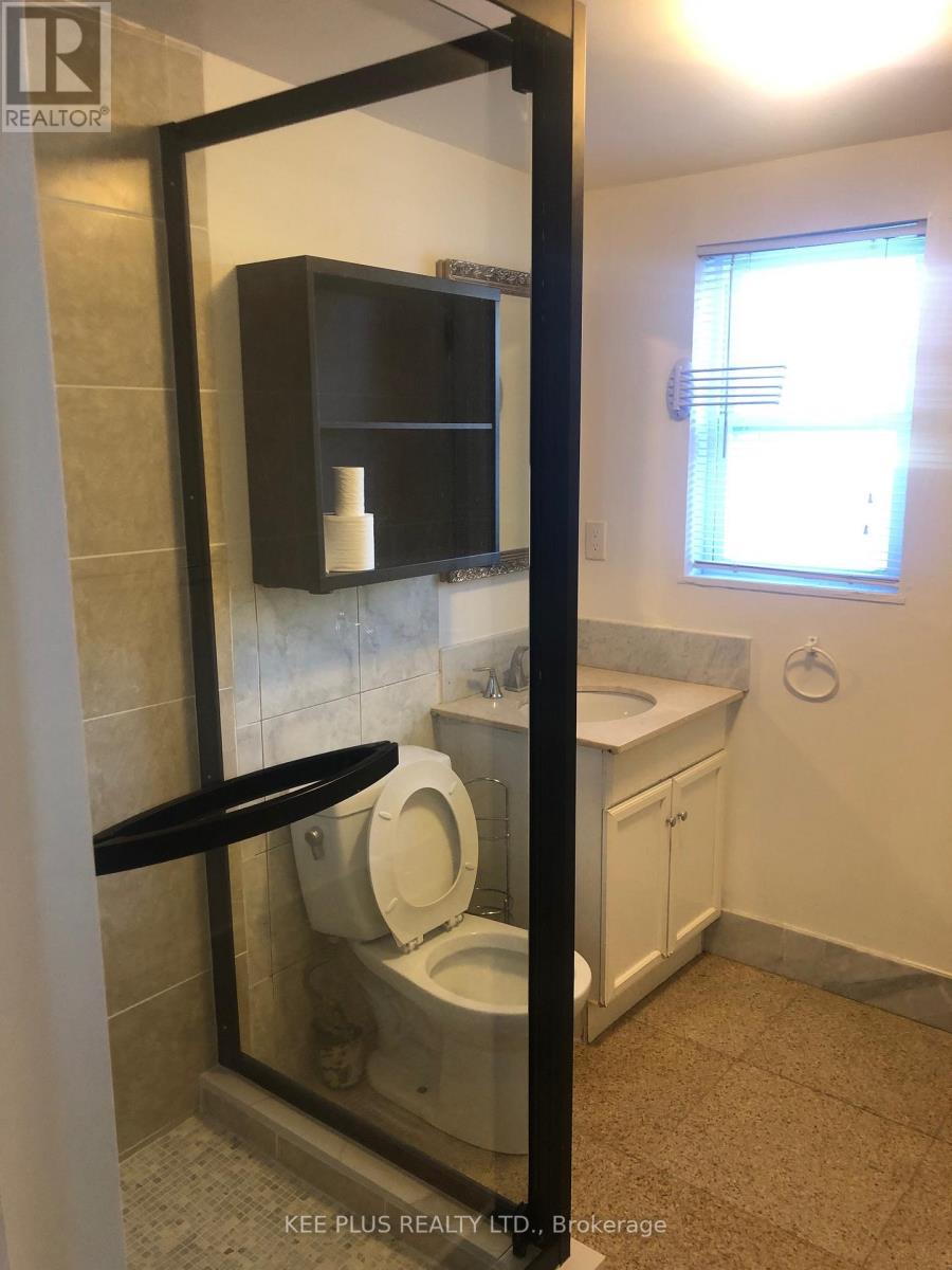 86 Pape Avenue, Toronto, Ontario  M4M 2V6 - Photo 10 - E12545054