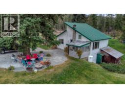 1385 6 Highway, cherryville, British Columbia
