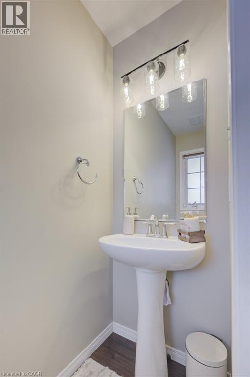 33 Iron Gate Street, Kitchener, Ontario  N2N 3R7 - Photo 4 - 40788282