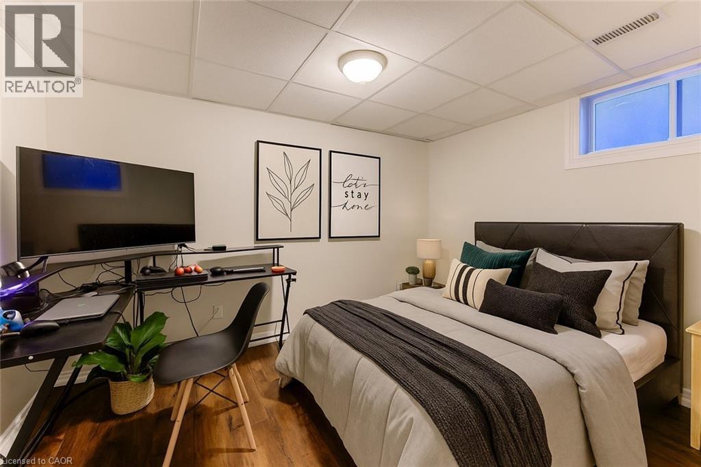 396 Otterbein Road, Kitchener, Ontario  N2B 3V8 - Photo 36 - 40787436