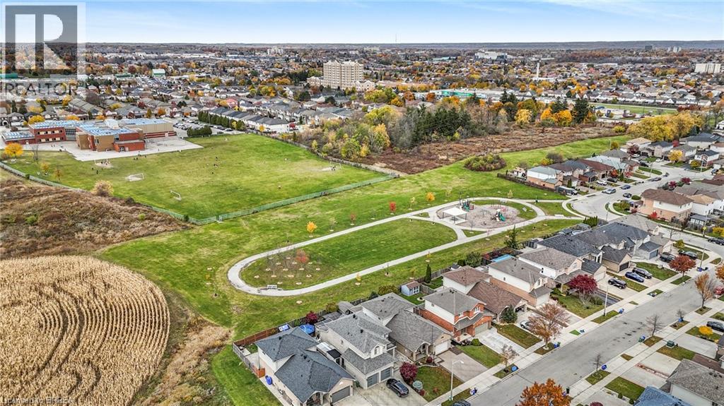 32 Turquoise Drive, Hamilton, Ontario L8W 4A4 - Photo 3 - 40779255