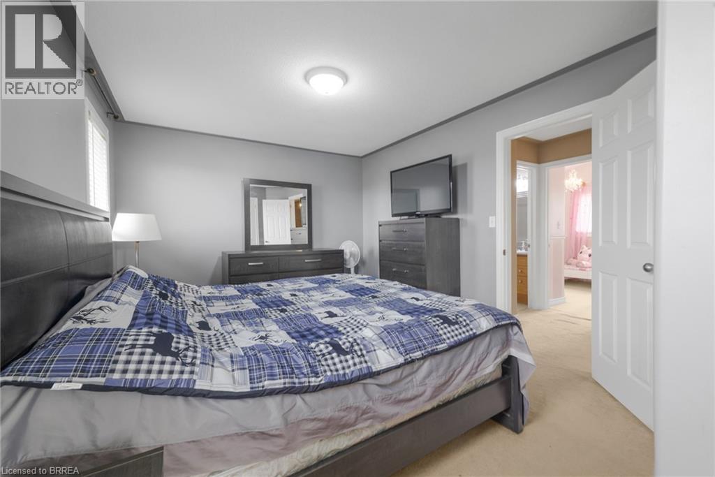 32 Turquoise Drive, Hamilton, Ontario L8W 4A4 - Photo 12 - 40779255