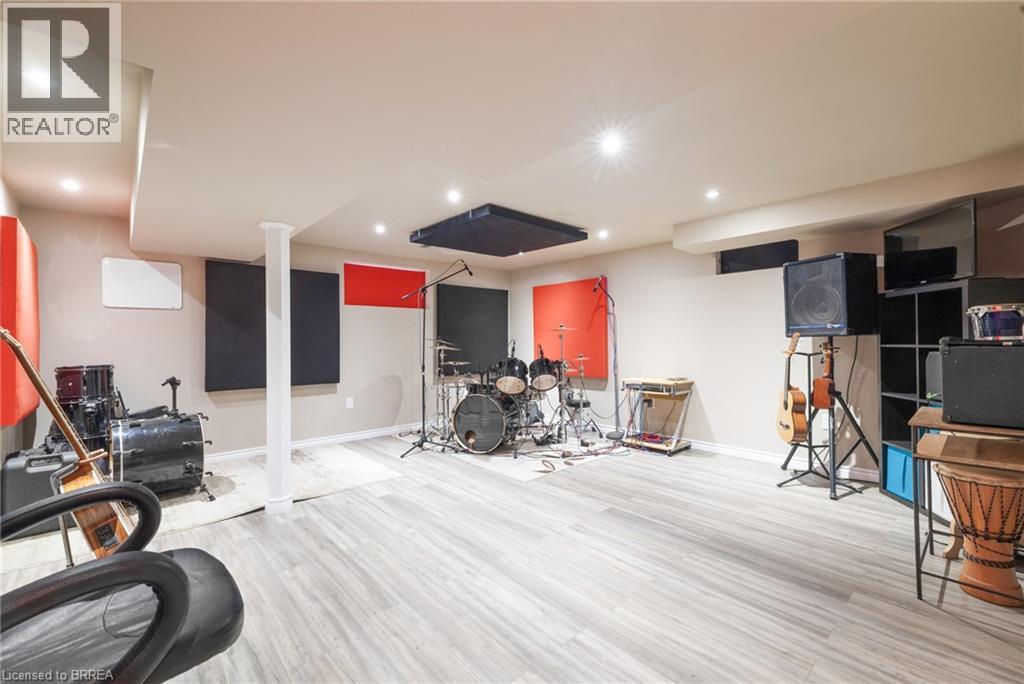 32 Turquoise Drive, Hamilton, Ontario L8W 4A4 - Photo 19 - 40779255