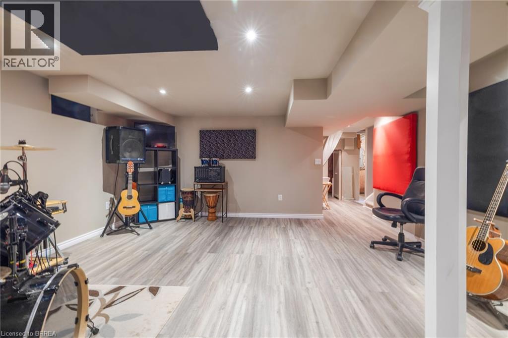 32 Turquoise Drive, Hamilton, Ontario L8W 4A4 - Photo 20 - 40779255