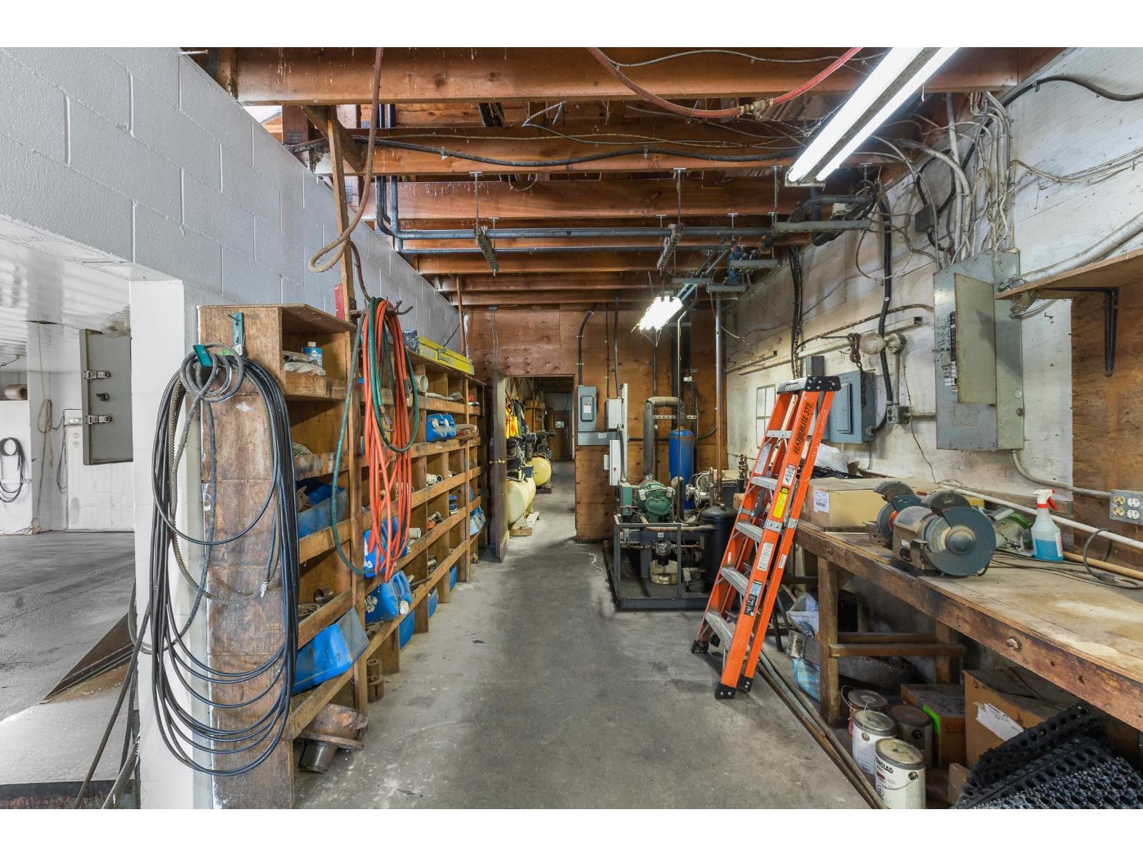 711 256 Street, Langley, British Columbia V4W 2H7 - Photo 38 - R3065440