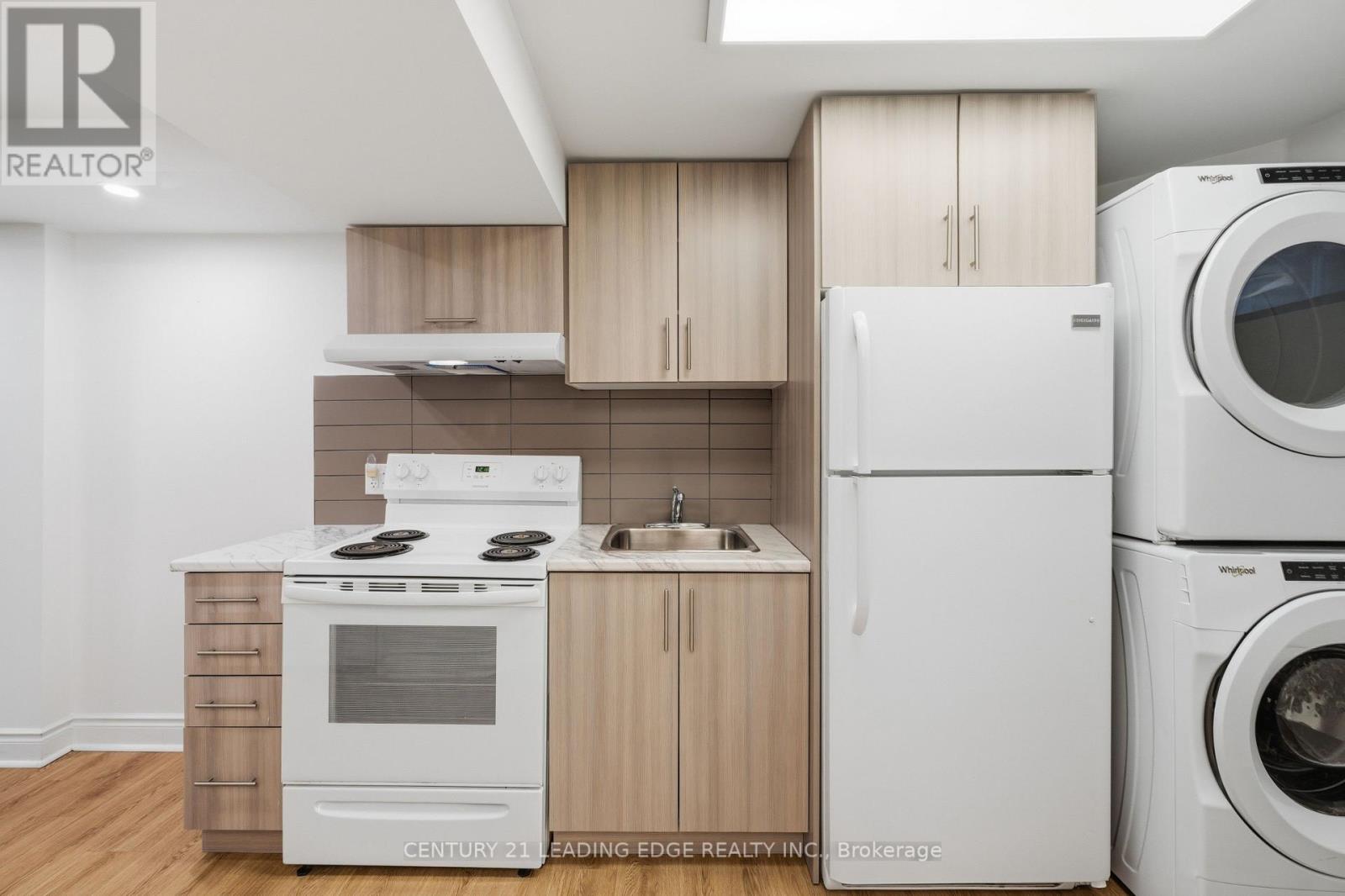 110 Holliday Drive, Whitby, Ontario  L1P 1G5 - Photo 26 - E12533624