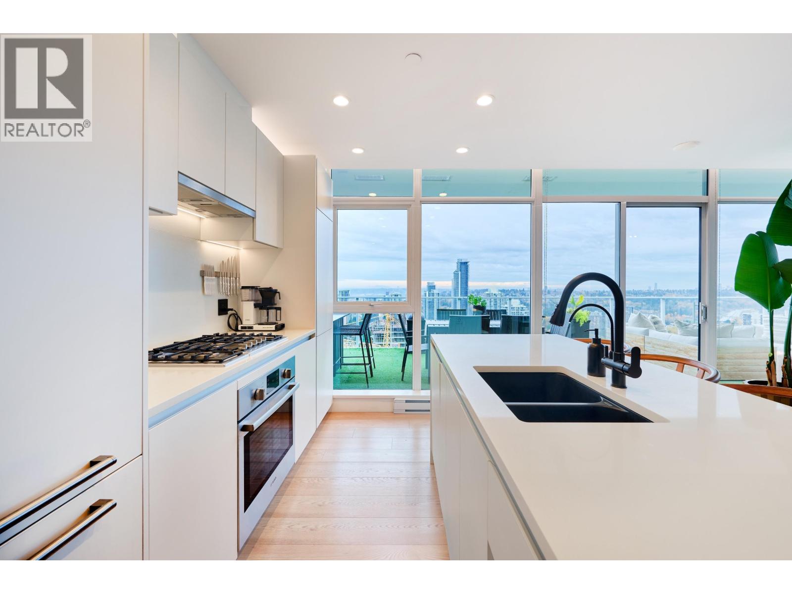 2802/03 652 Whiting Way, Coquitlam, British Columbia  V3J 0K3 - Photo 8 - R3067345