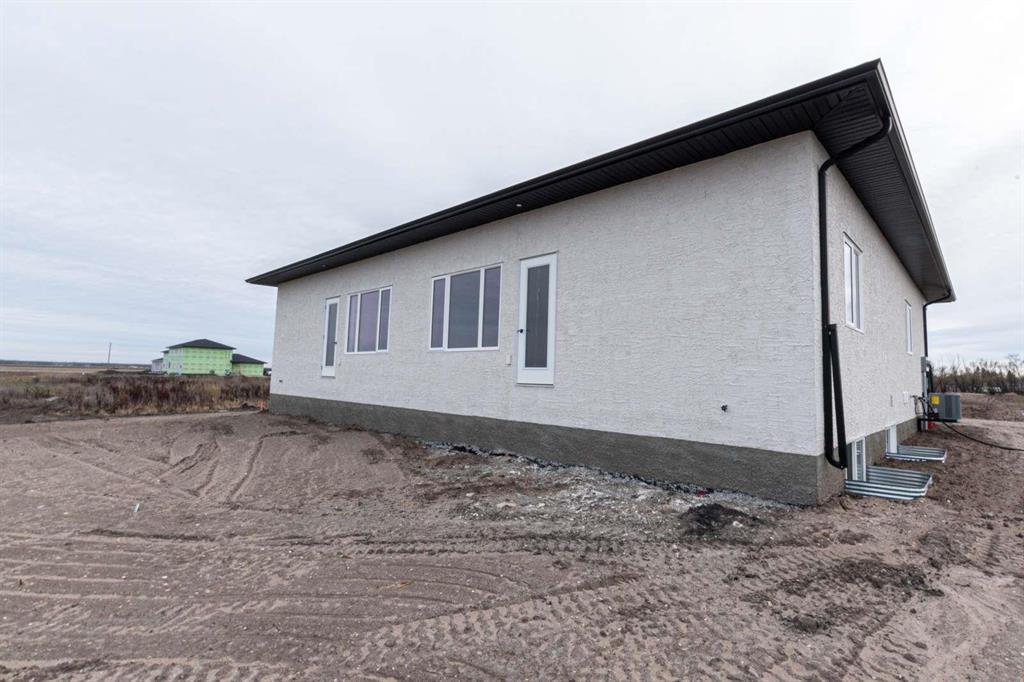 359 Normandeau Street, Ste Anne, Manitoba  R5H 0C7 - Photo 1 - 202528388