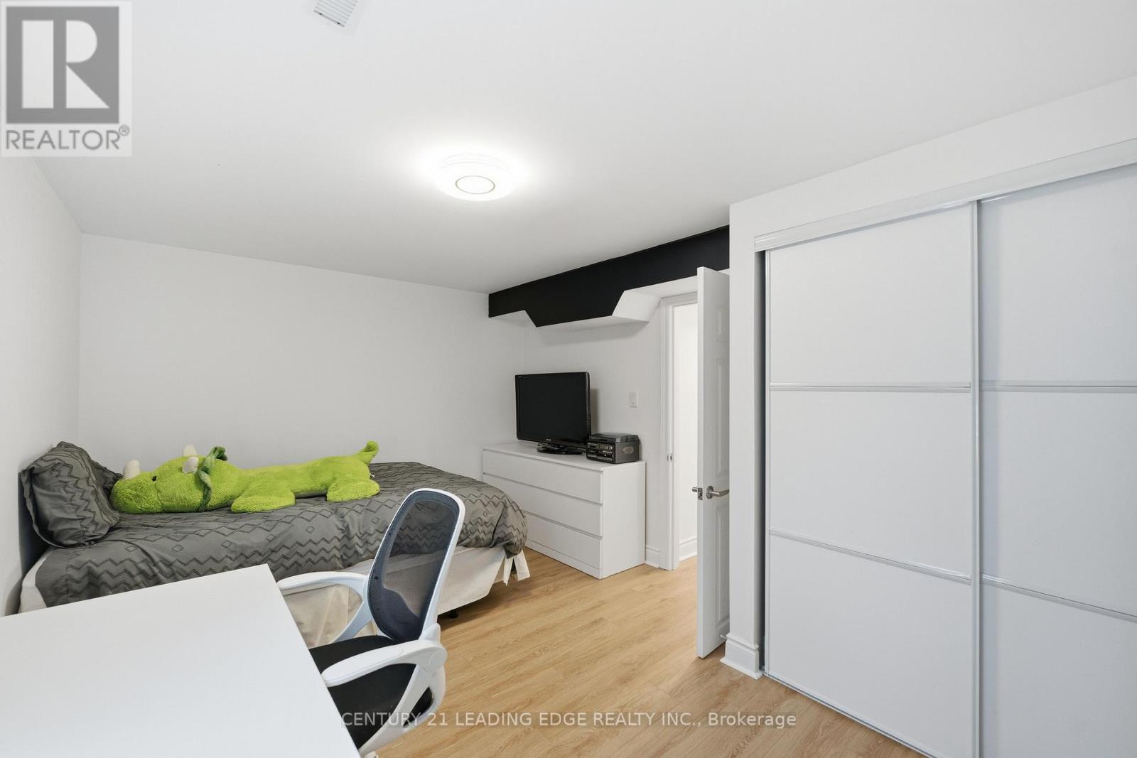 110 Holliday Drive, Whitby, Ontario  L1P 1G5 - Photo 28 - E12533624