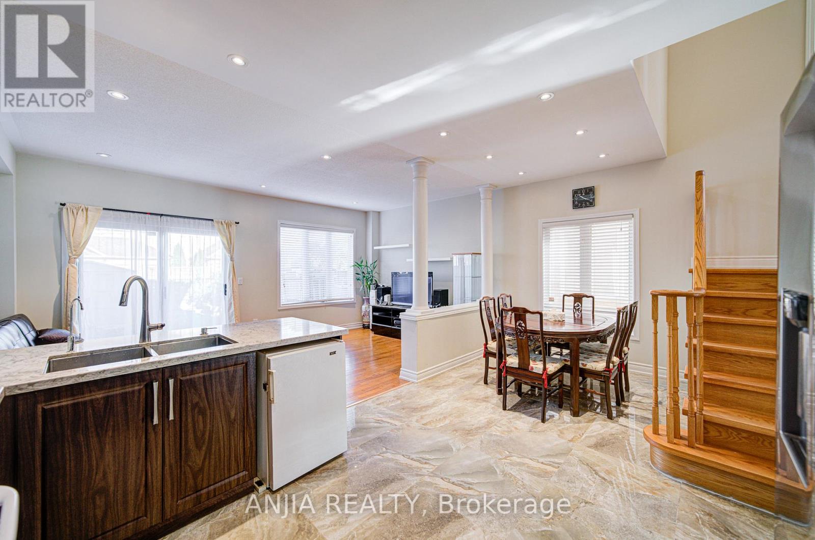 10 Wingrove Street, Markham, Ontario  L6E 1G6 - Photo 13 - N12545018