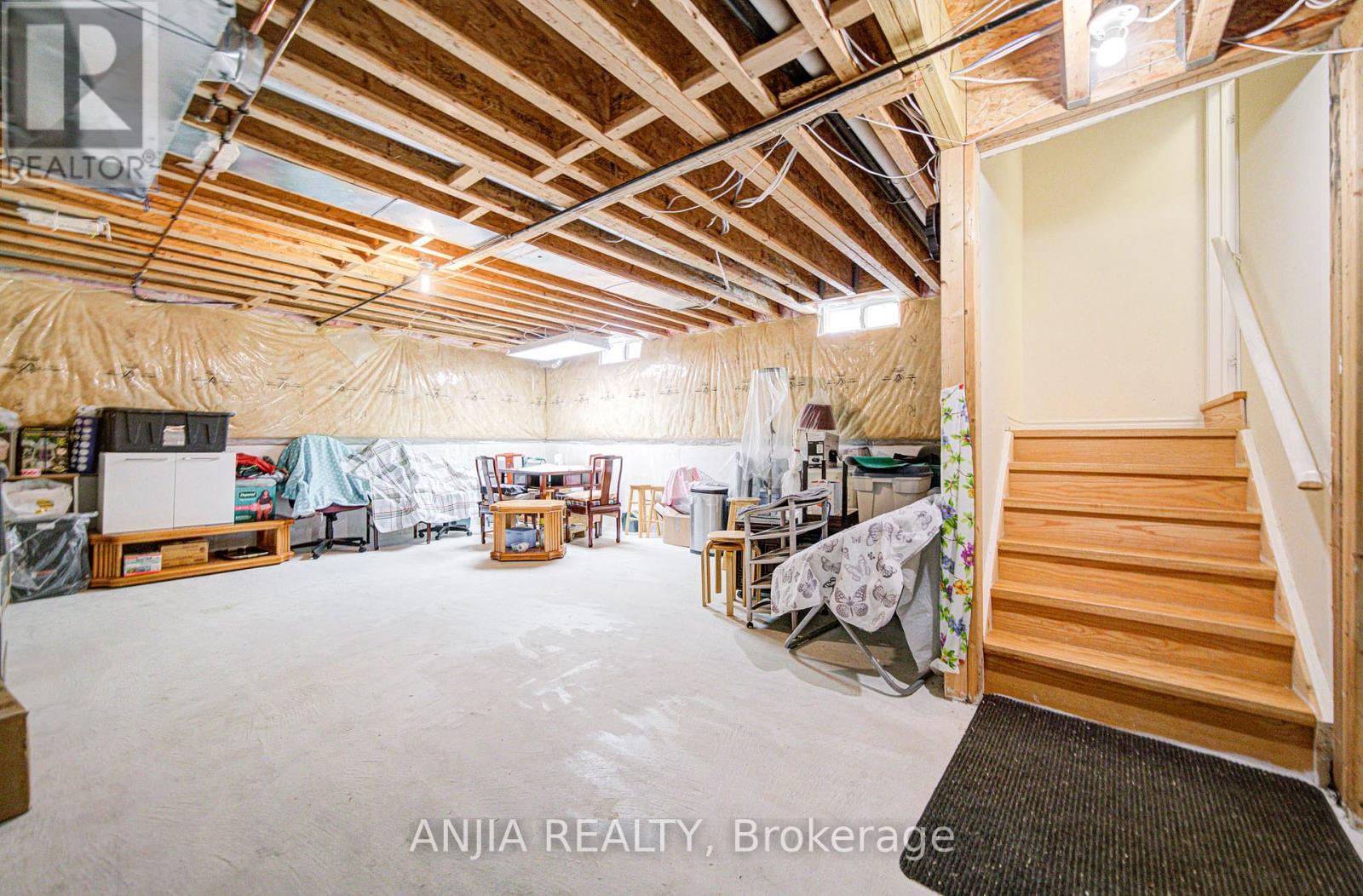 10 Wingrove Street, Markham, Ontario  L6E 1G6 - Photo 35 - N12545018