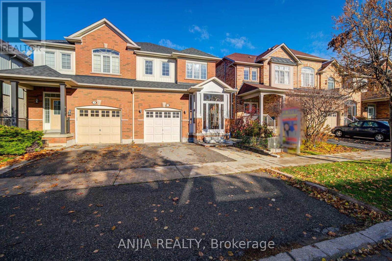 10 Wingrove Street, Markham, Ontario  L6E 1G6 - Photo 4 - N12545018