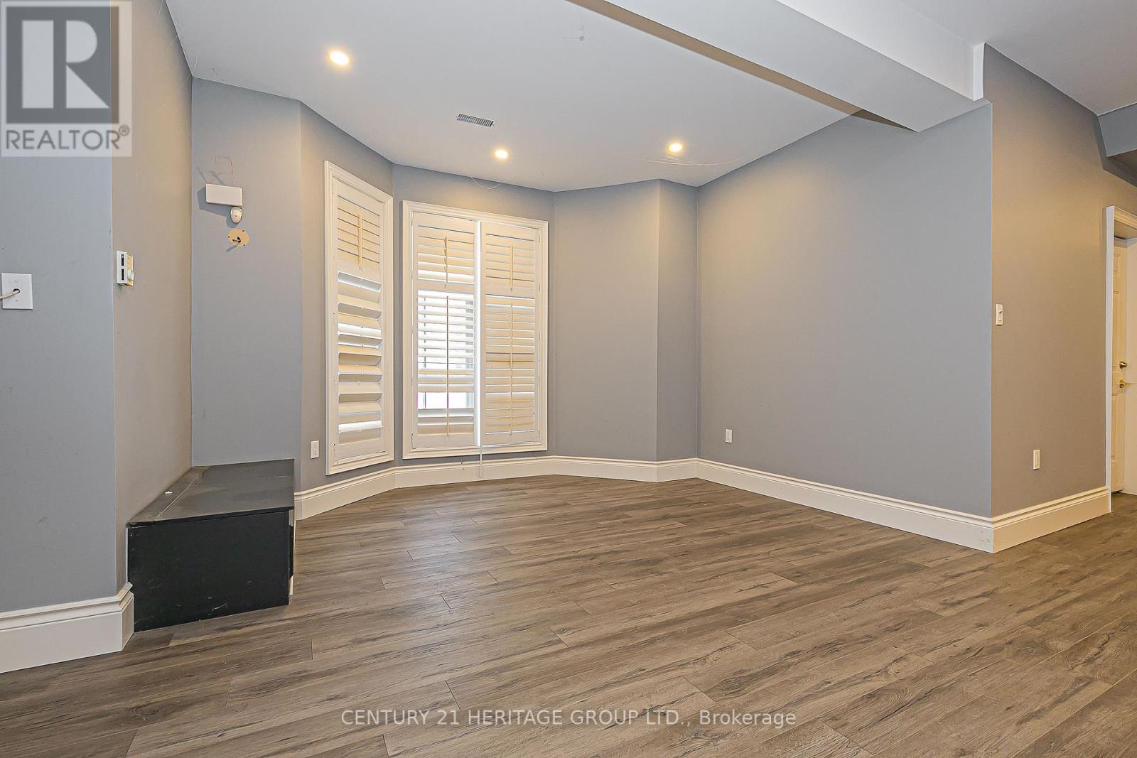 369 Coventry Hill Trail, Newmarket, Ontario  L3X 2A1 - Photo 22 - N12545036