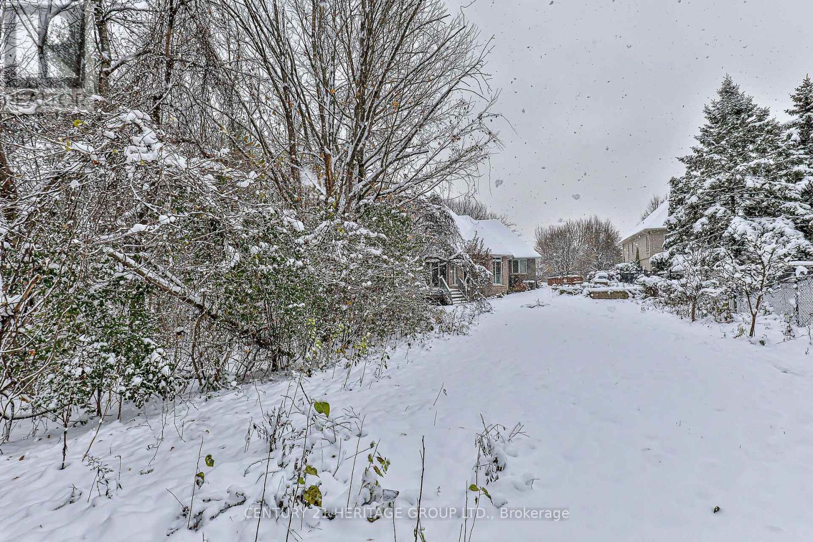 369 Coventry Hill Trail, Newmarket, Ontario  L3X 2A1 - Photo 26 - N12545036