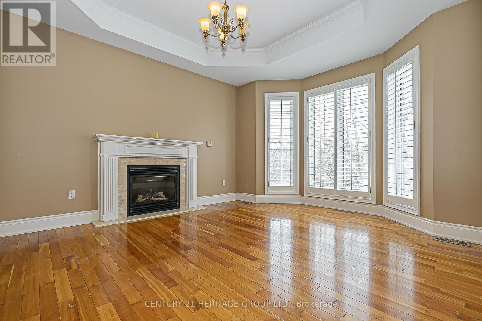 369 Coventry Hill Trail, Newmarket, Ontario  L3X 2A1 - Photo 5 - N12545036