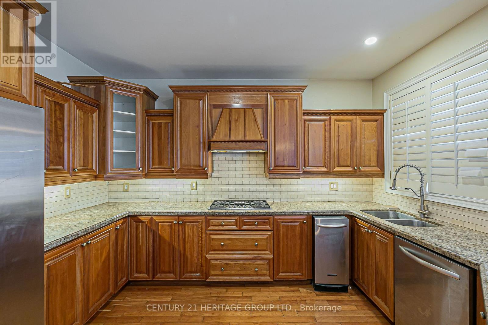 369 Coventry Hill Trail, Newmarket, Ontario  L3X 2A1 - Photo 9 - N12545036