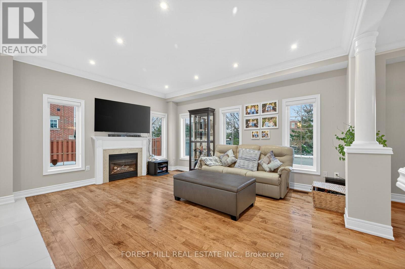 2 Daniel Bram Drive, Vaughan, Ontario  L6A 0L4 - Photo 11 - N12545060