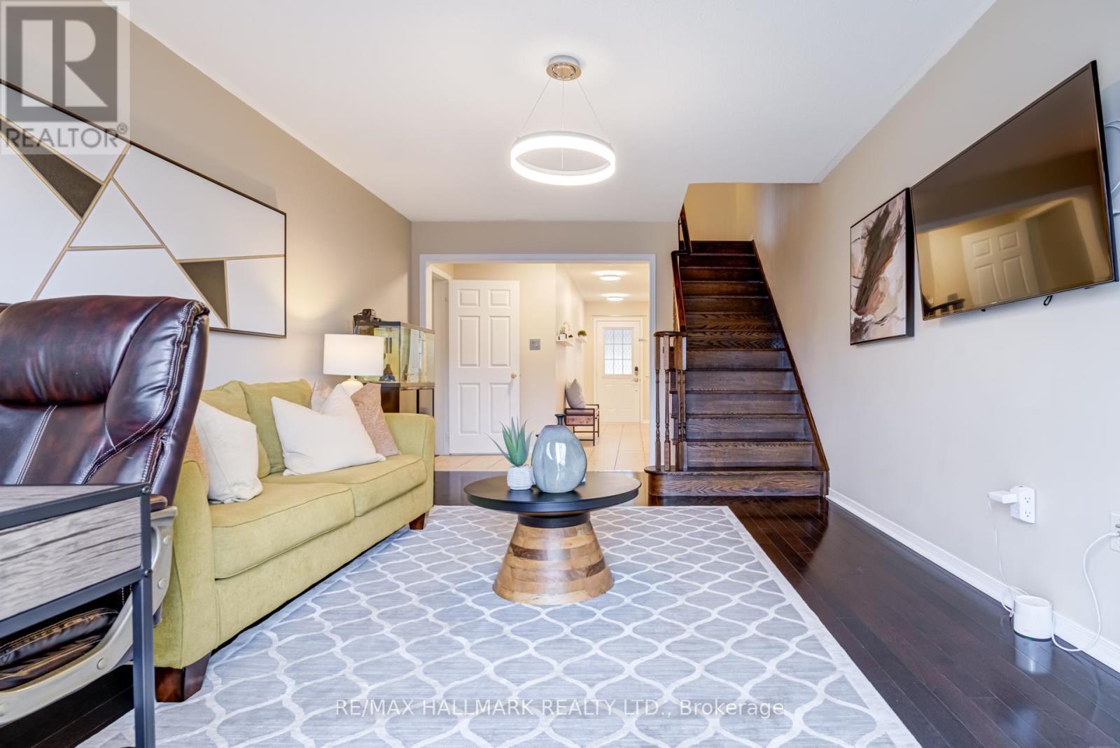 187 Hawkview Boulevard, Vaughan, Ontario  L4H 3S5 - Photo 6 - N12545070