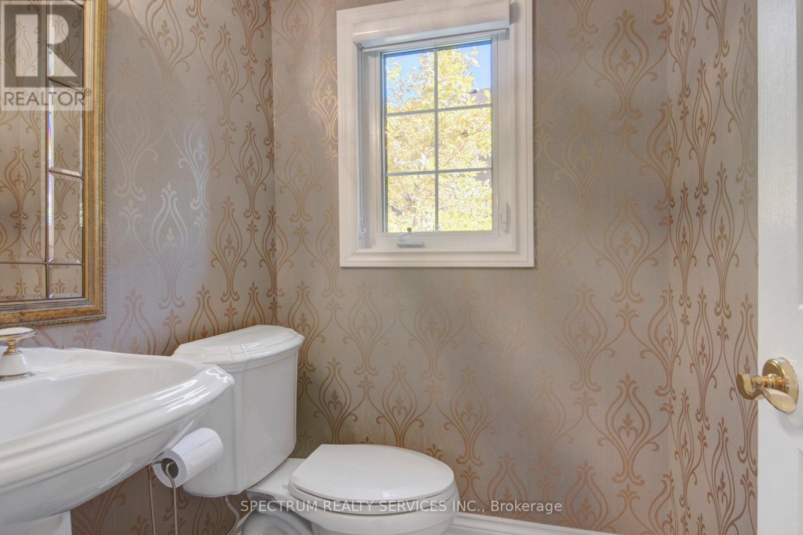 172 Charmaine Road, Vaughan, Ontario  L4L 1K2 - Photo 19 - N12545072