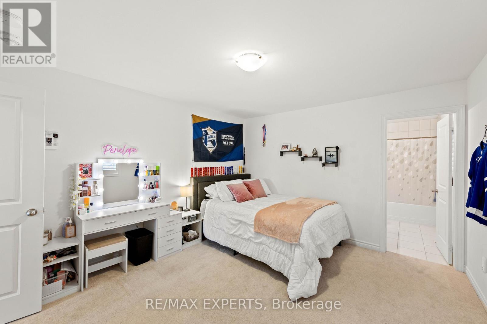 48 Manor Glen Crescent, East Gwillimbury, Ontario  L0G 1M0 - Photo 25 - N12545102