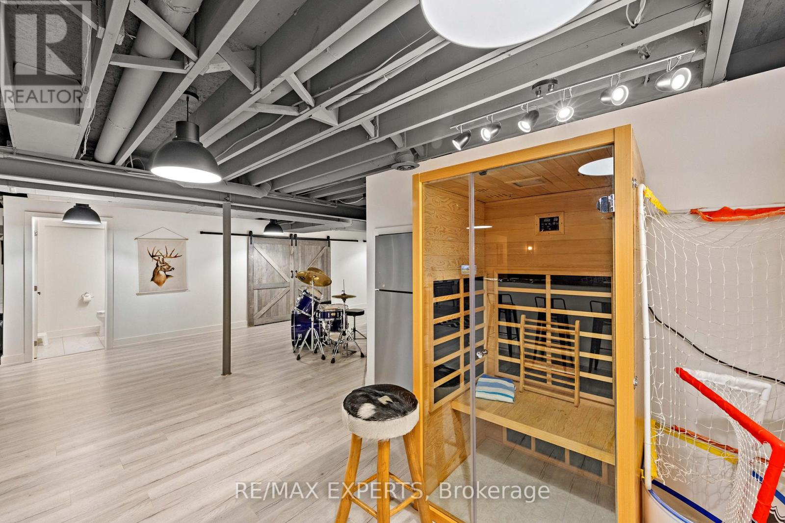 48 Manor Glen Crescent, East Gwillimbury, Ontario  L0G 1M0 - Photo 43 - N12545102