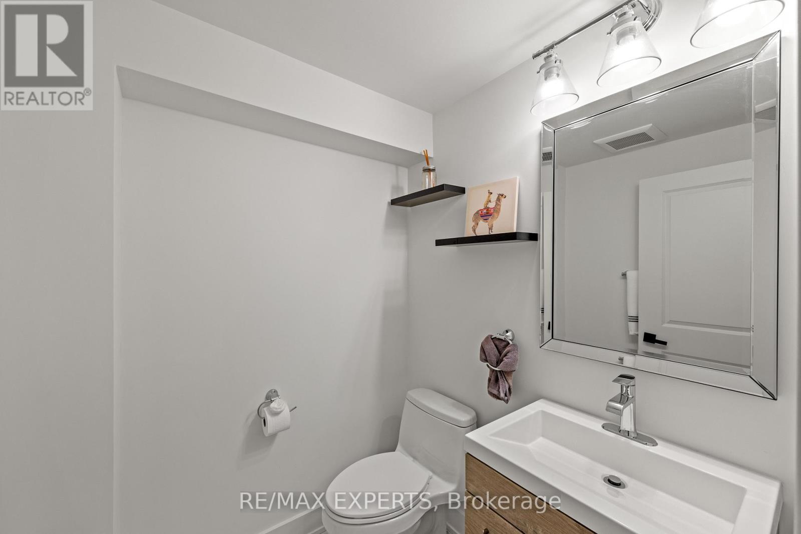 48 Manor Glen Crescent, East Gwillimbury, Ontario  L0G 1M0 - Photo 45 - N12545102