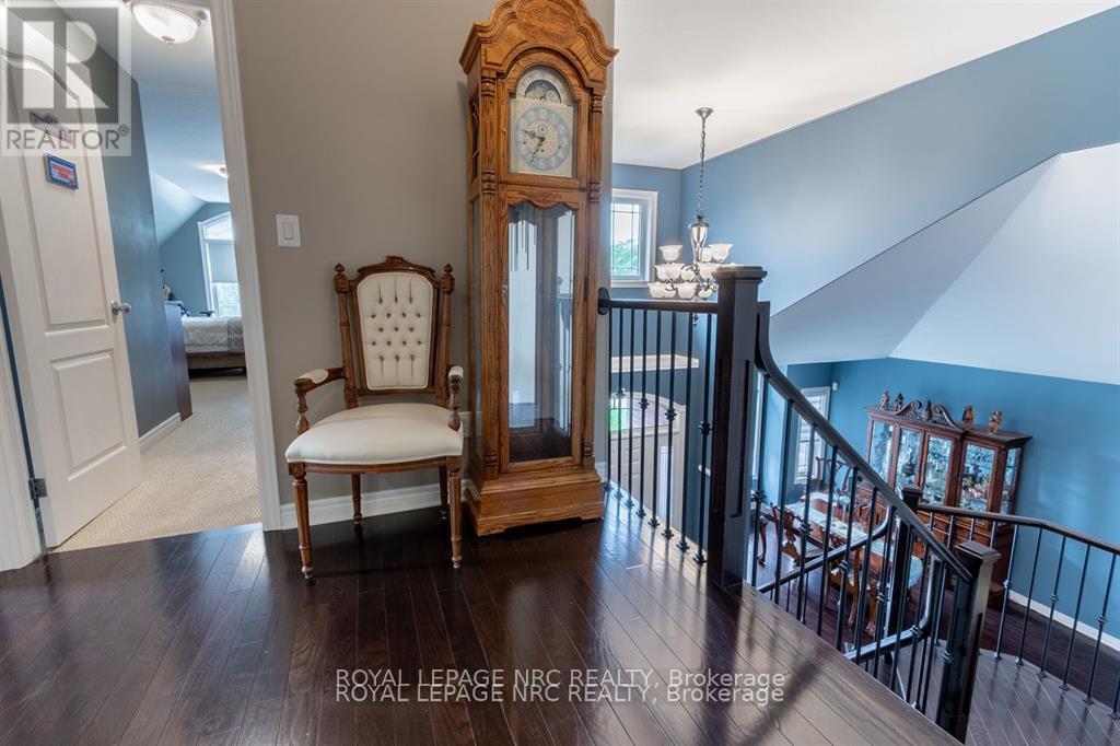 8665 Westport Drive, Niagara Falls, Ontario  L2H 0A3 - Photo 25 - X12487337