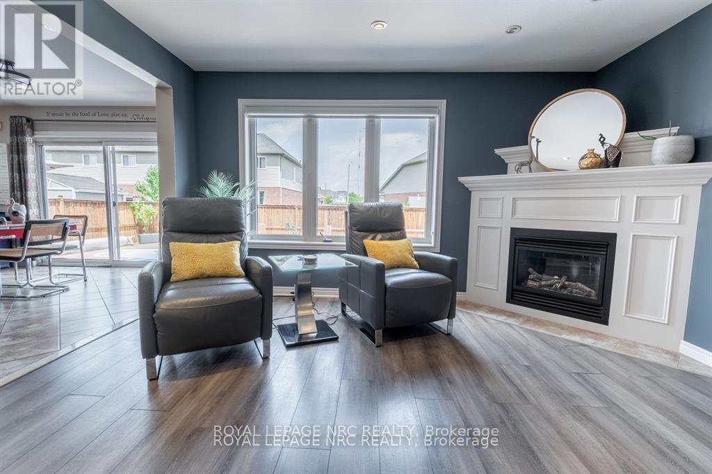 8665 Westport Drive, Niagara Falls, Ontario  L2H 0A3 - Photo 24 - X12487337