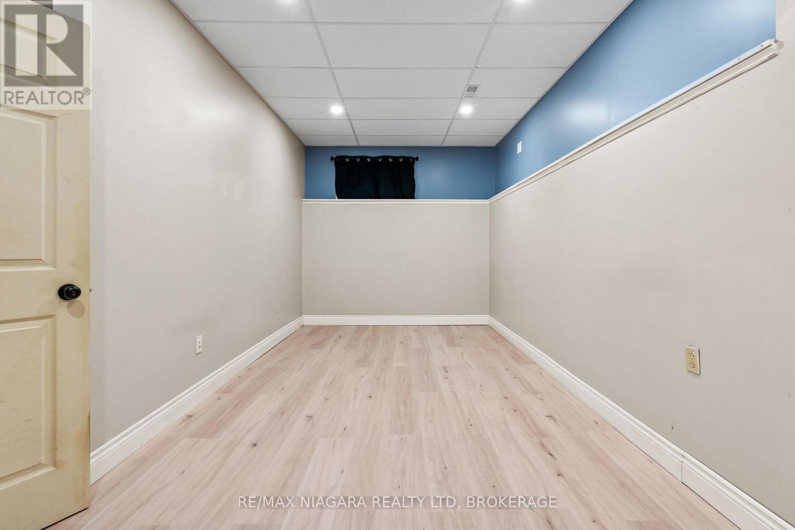 24 Forster Avenue, Thorold, Ontario L2V 4J5 - Photo 25 - X12544304