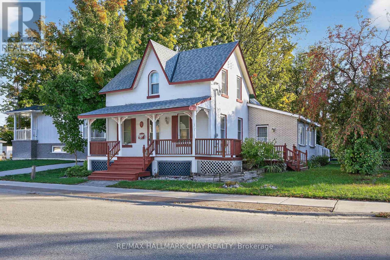 9 MARIA STREET, Springwater, Ontario