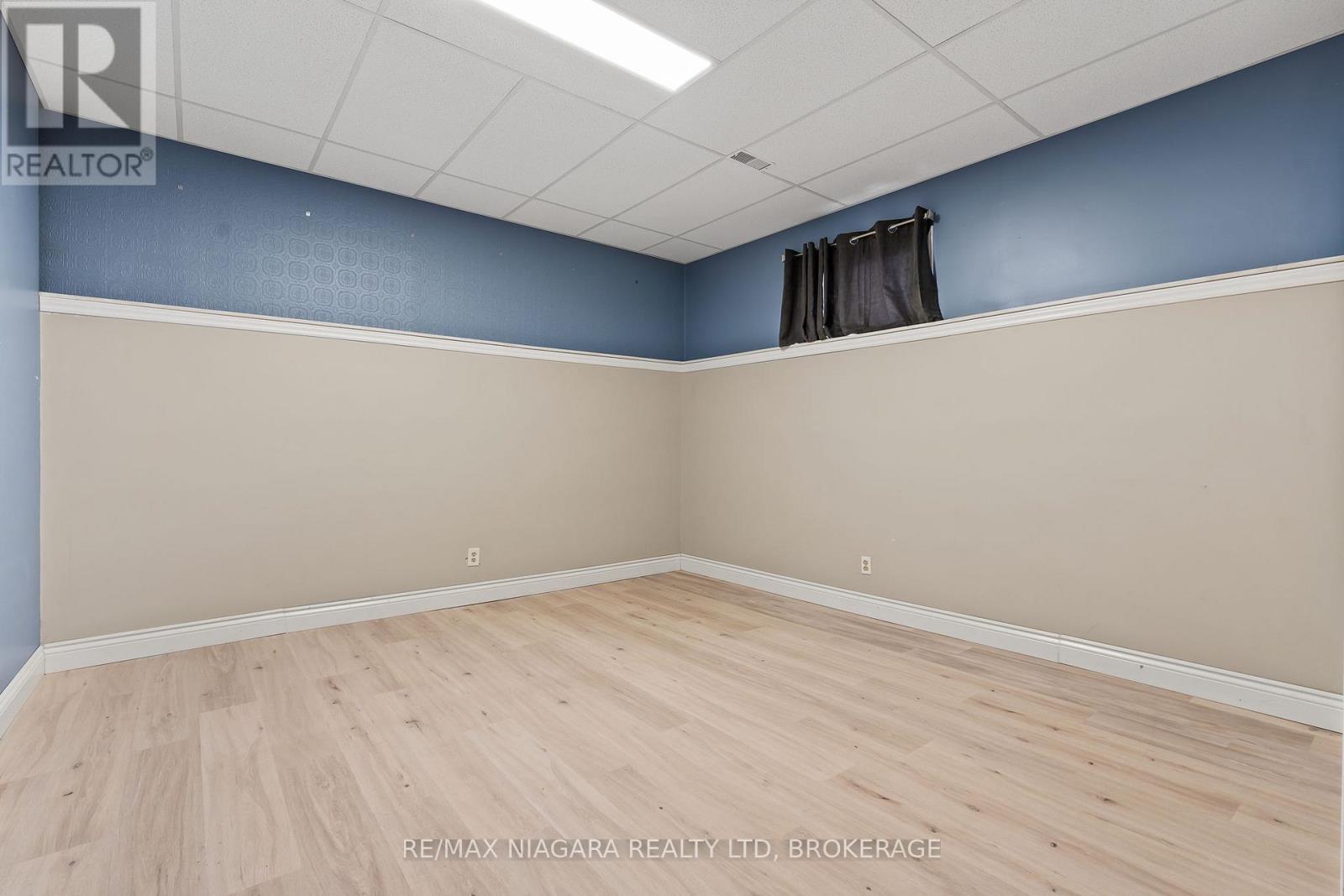 24 Forster Avenue, Thorold, Ontario L2V 4J5 - Photo 26 - X12544304